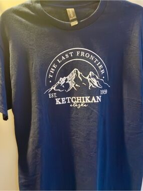 Ketchikan Alaska Navy Graphic Tee - The Last Frontier, size M